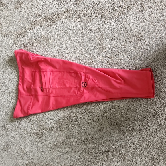 Virus Compression - Picture 3 of 8